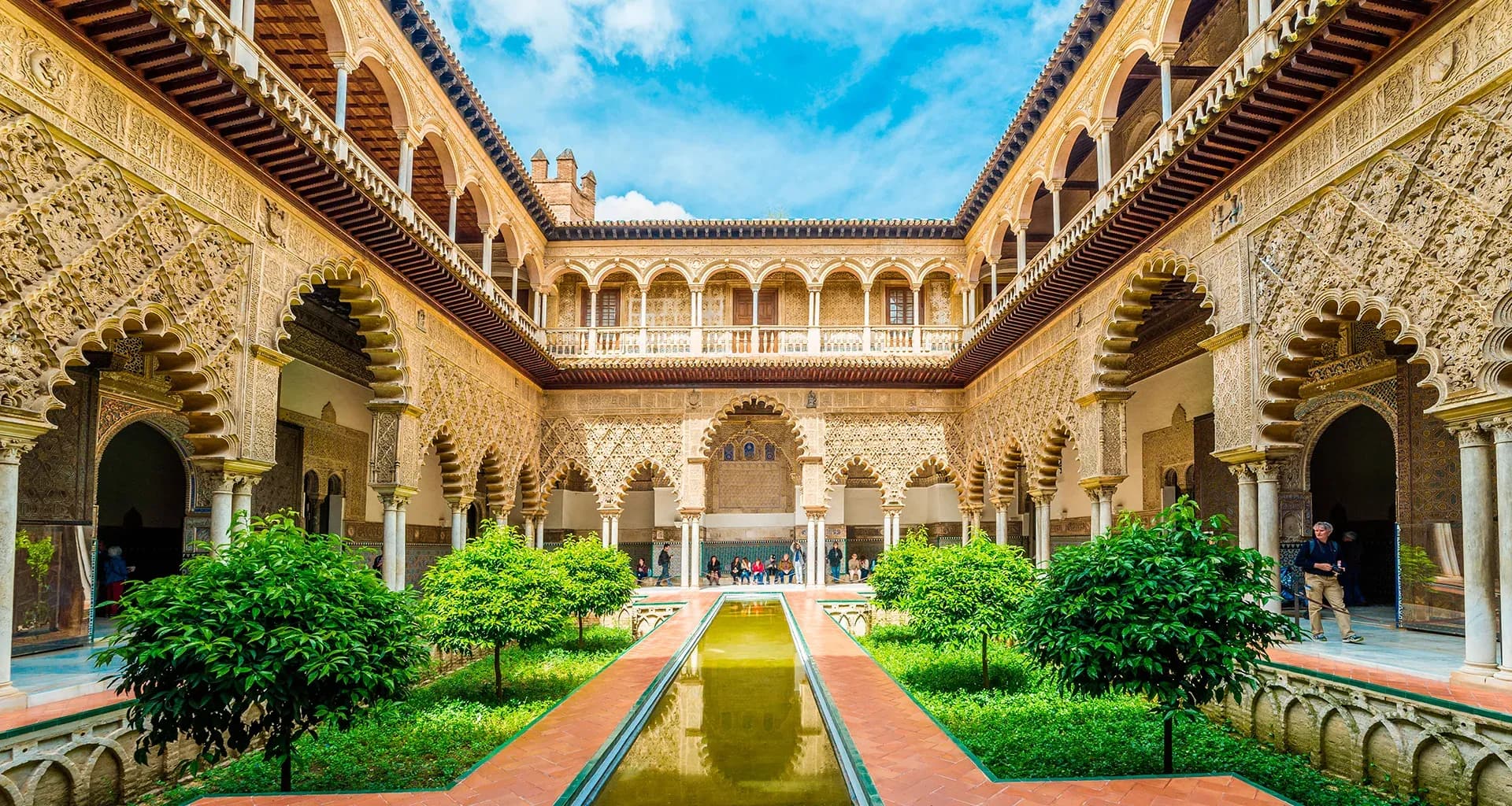Descubre y Visita los Jardines del Alcázar de Sevilla